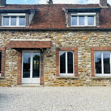 Hébergement de vacances Dans Corps De Ferme Renove *